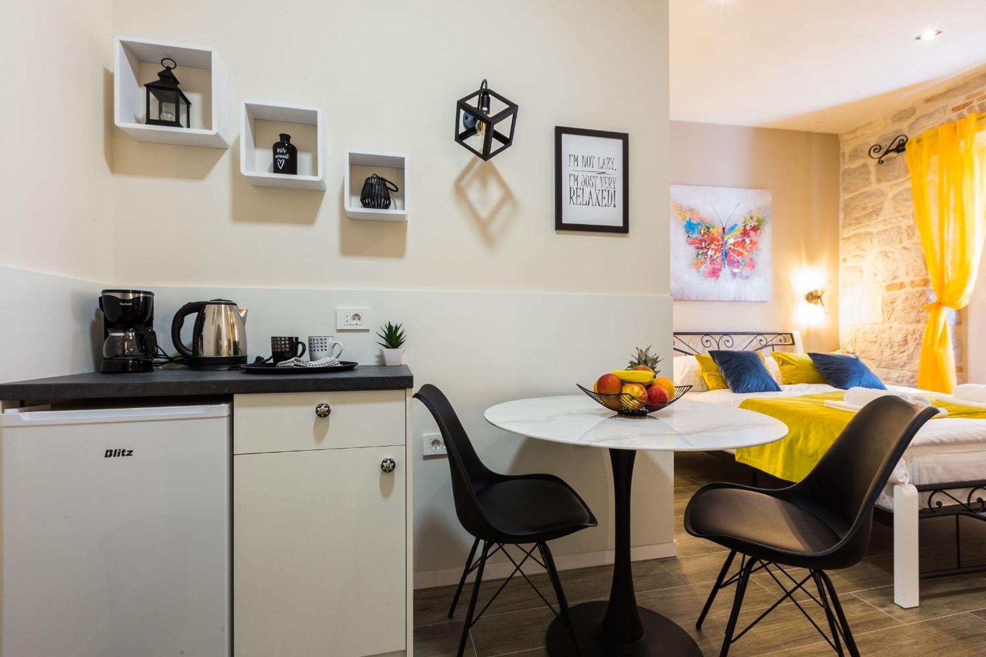 Angie Central Rooms Zadar Rom bilde